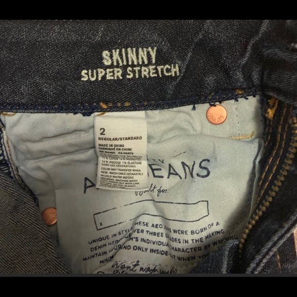 American Eagle skinny super stretch jeans size 2 - Picture 3 of 4